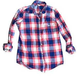 Forever 21 plaid button up shirt. Size small